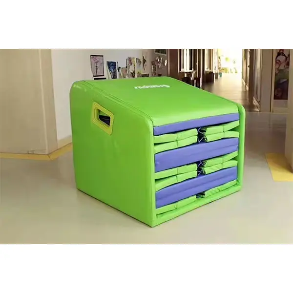 Αναδιπλούμενη τσουλήθρα